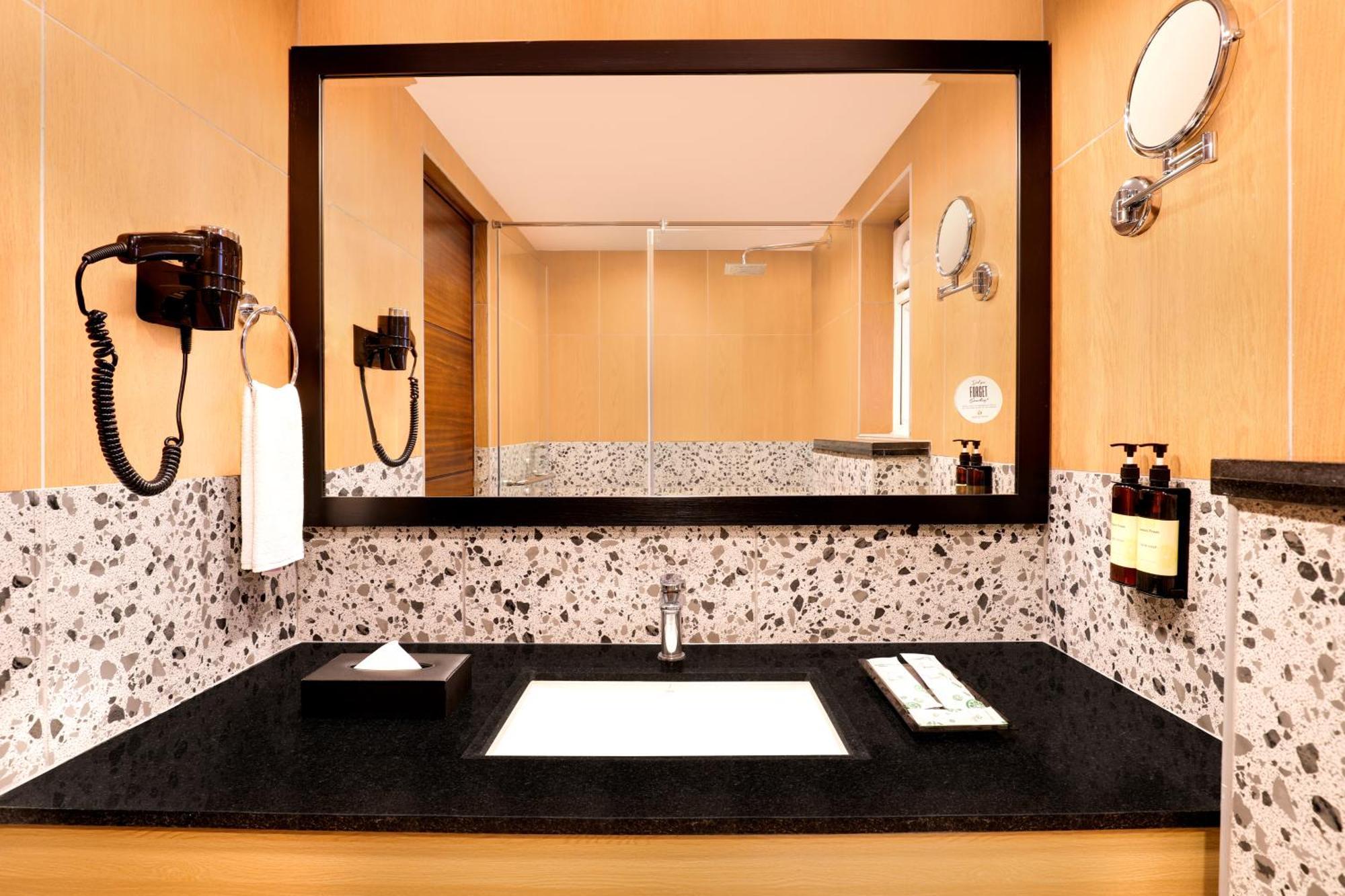 Lemon Tree Suites, Whitefield, Bengaluru المظهر الخارجي الصورة